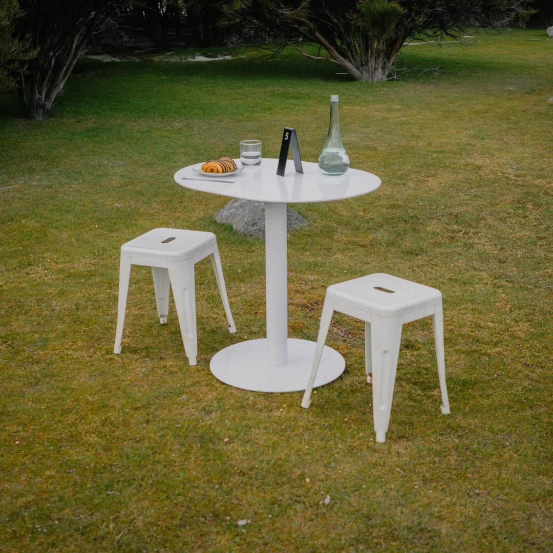 Cafe Table - Image 8