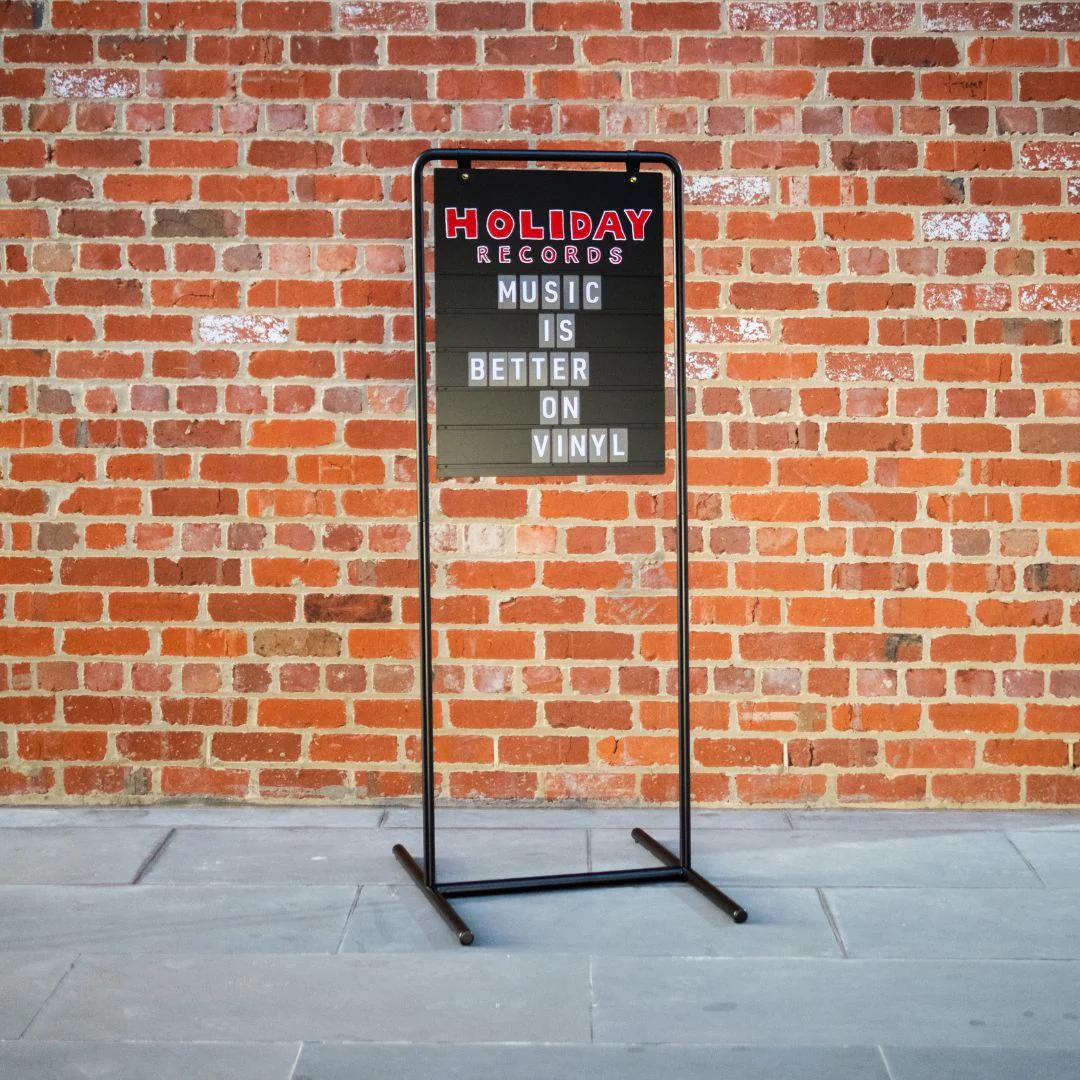 Letter Swing Sign - Image 4