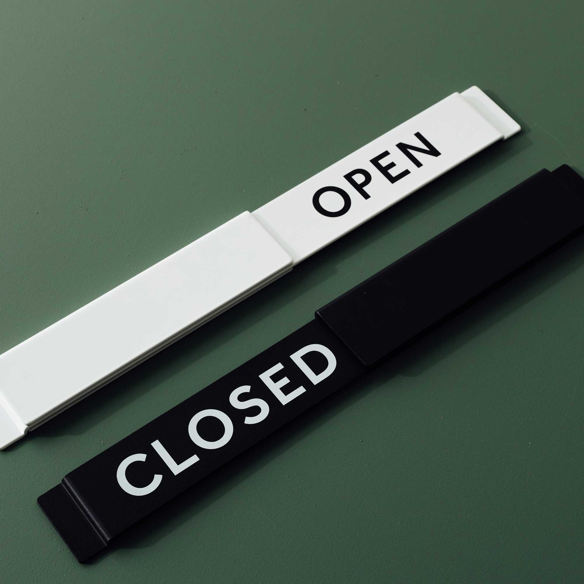 Open / Closed Sign - Image 3