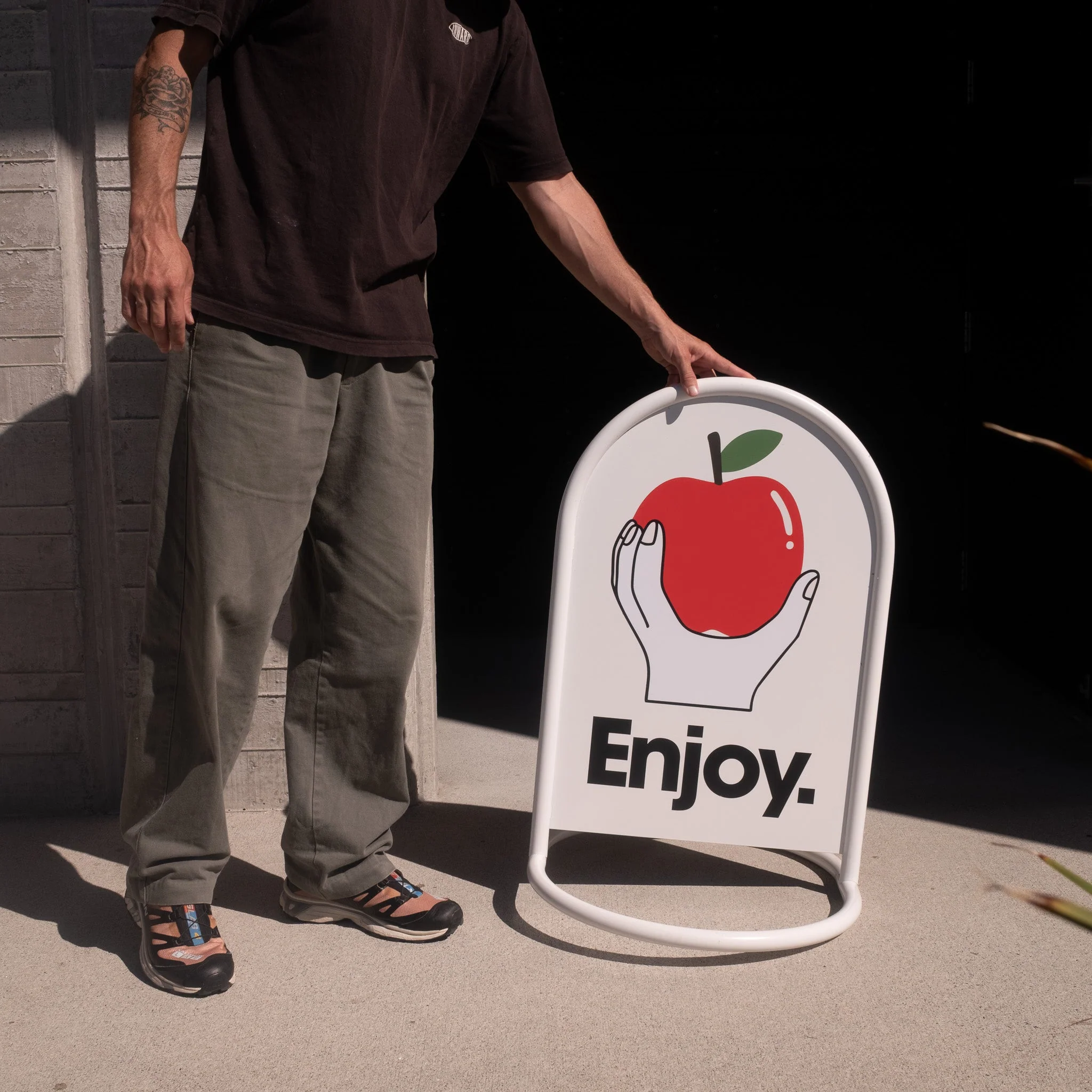 Rounded Sidewalk Sign - Image 7