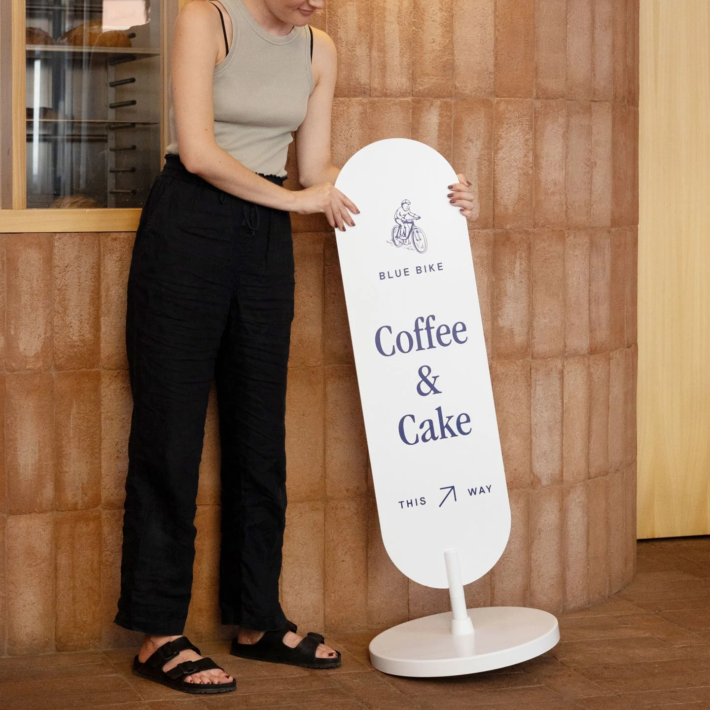 Large Standing Curve Sign - Image 7