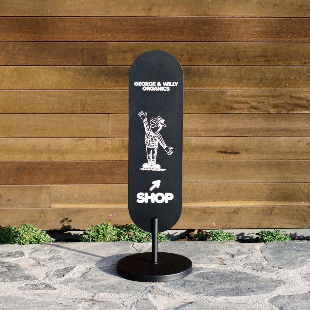Large Standing Curve Sign - Image 9